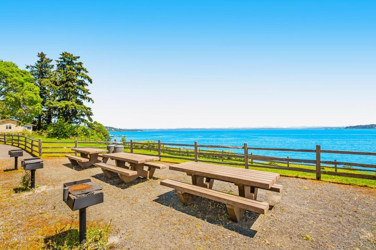 Tides Out Loft Appartement Suquamish Buitenkant foto